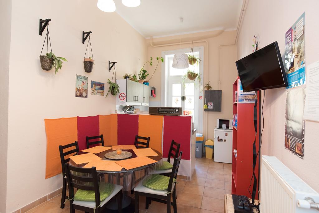 Auberge de jeunesse Downtown Oasis à Budapest Extérieur photo
