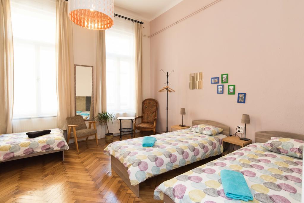 Auberge de jeunesse Downtown Oasis à Budapest Extérieur photo