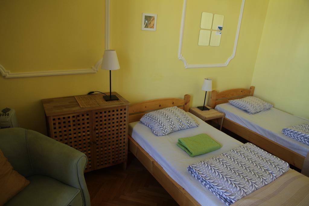 Auberge de jeunesse Downtown Oasis à Budapest Extérieur photo