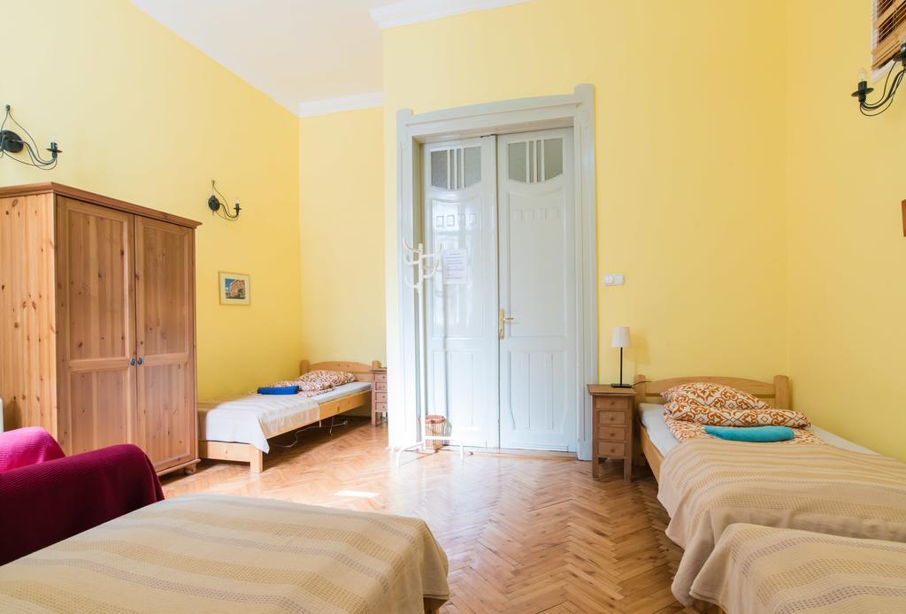 Auberge de jeunesse Downtown Oasis à Budapest Extérieur photo