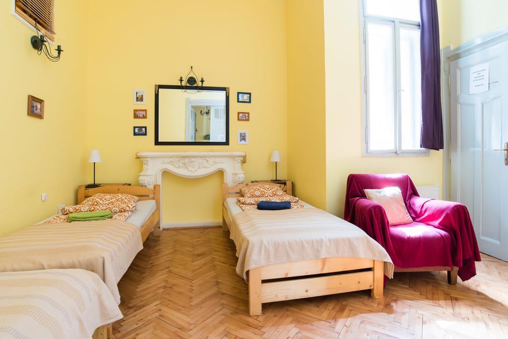 Auberge de jeunesse Downtown Oasis à Budapest Extérieur photo