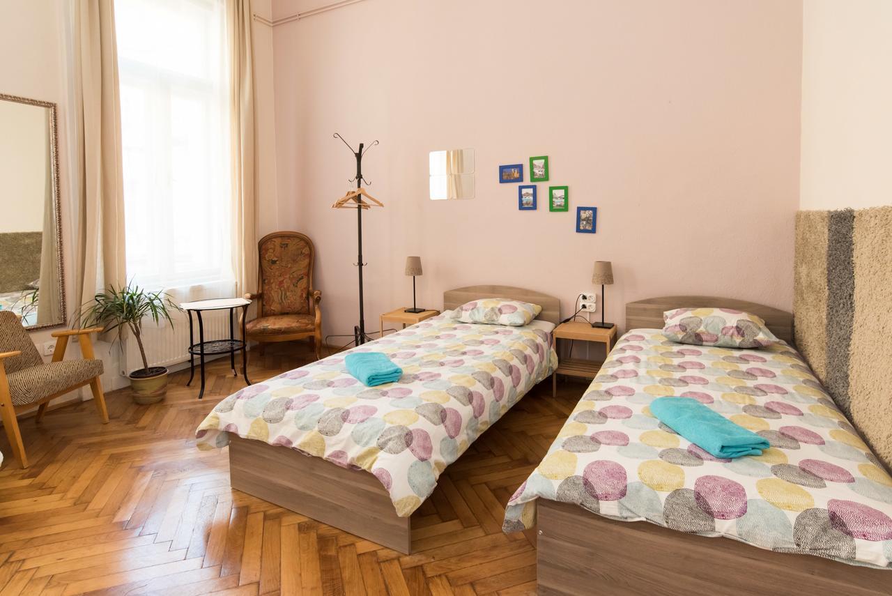 Auberge de jeunesse Downtown Oasis à Budapest Extérieur photo